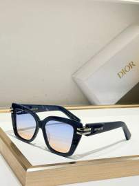 Picture of Dior Sunglasses _SKUfw80535302fw